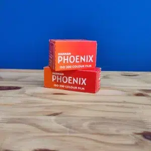 Harman Phoenix 200 : film couleur créatif made in UK (C-41)